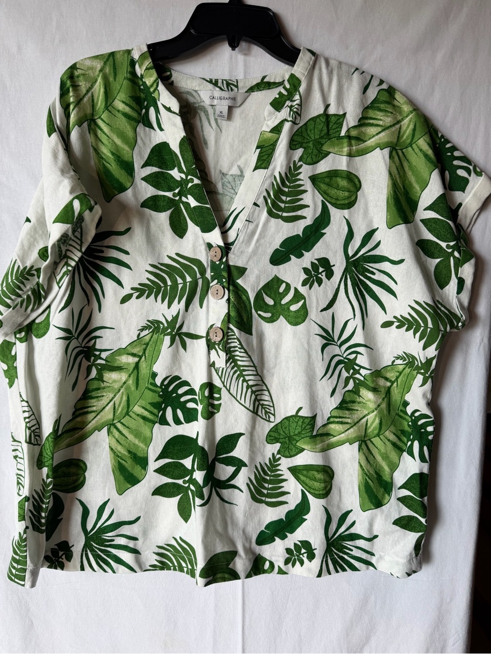 Women’s Green Leaf Print Linen-blend Blouse by Calligraphie